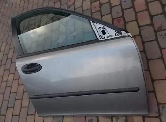 drzwi-prawe-przod-przednie-saab-9-3-93-sedan-kombi-ed-car.pl