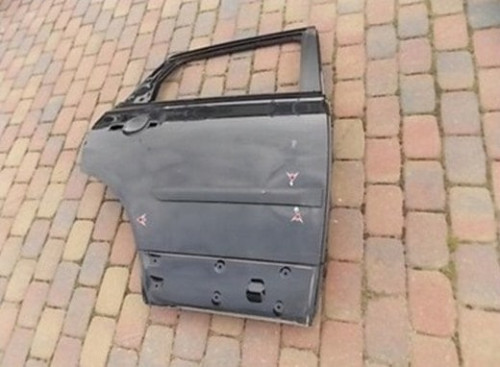 drzwi-prawe-tylne-prawy-tyl-nissan-qashqai-i-06-ed-car.pl