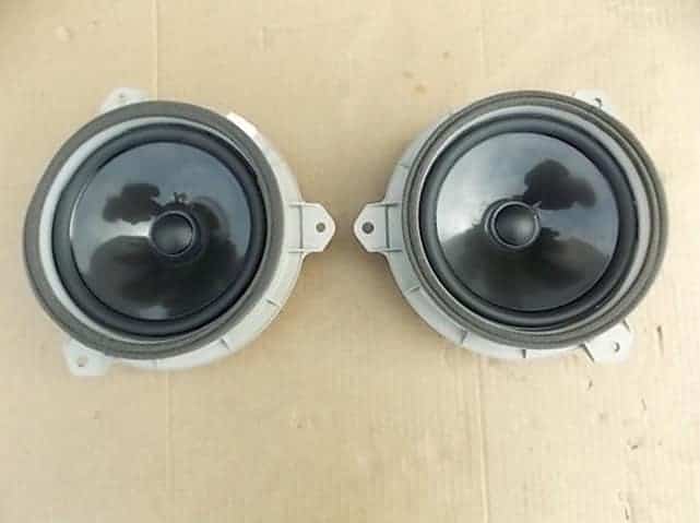 glosnik-drzwi-glosniki-prawy-lewy-tyl-lexus-ct200h-ed-car.pl