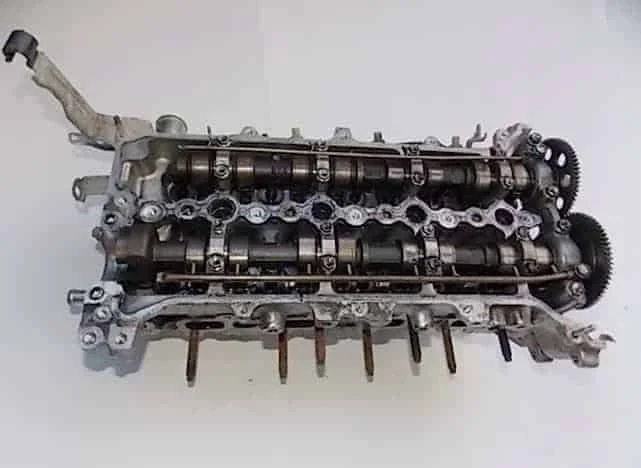 glowica-2-x-walek-kolo-rozrzadu-lexus-is220-diesel-ed-car.pl