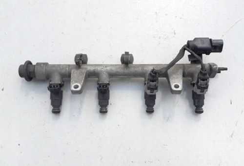 hyundai-coupe-tiburon-wtryskiwacze-1-6-02-07-9260930013-ed-car.pl