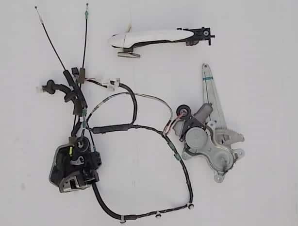 klamka-z-drzwi-lewa-tyl-lexus-is220-is250-is350h-ed-car.pl