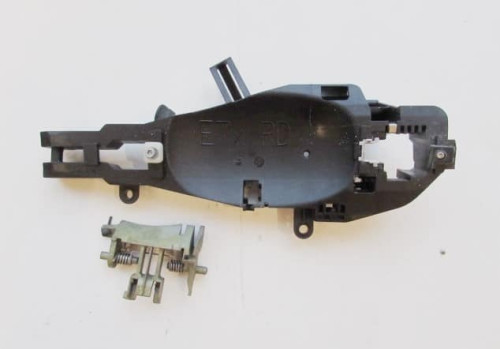 koszyczek-mocowanie-klamka-lewa-tyl-bmw-x5-e70-ed-car.pl