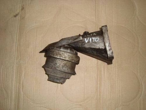 lapa-poduszka-silnika-mercedes-vito-w638-2-3-d-ed-car.pl