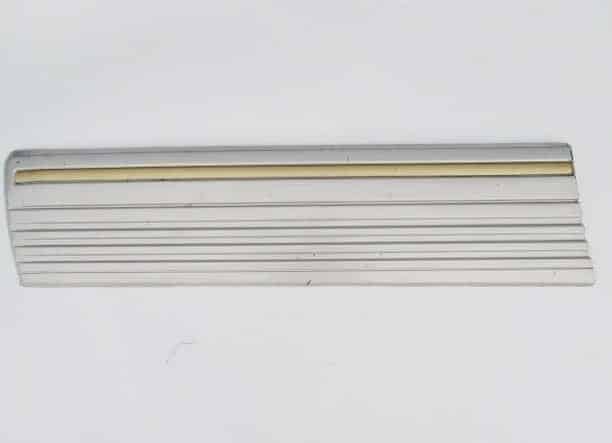 listwa-drzwi-lewa-przod-jeep-grand-cherokee-93-98-ed-car.pl