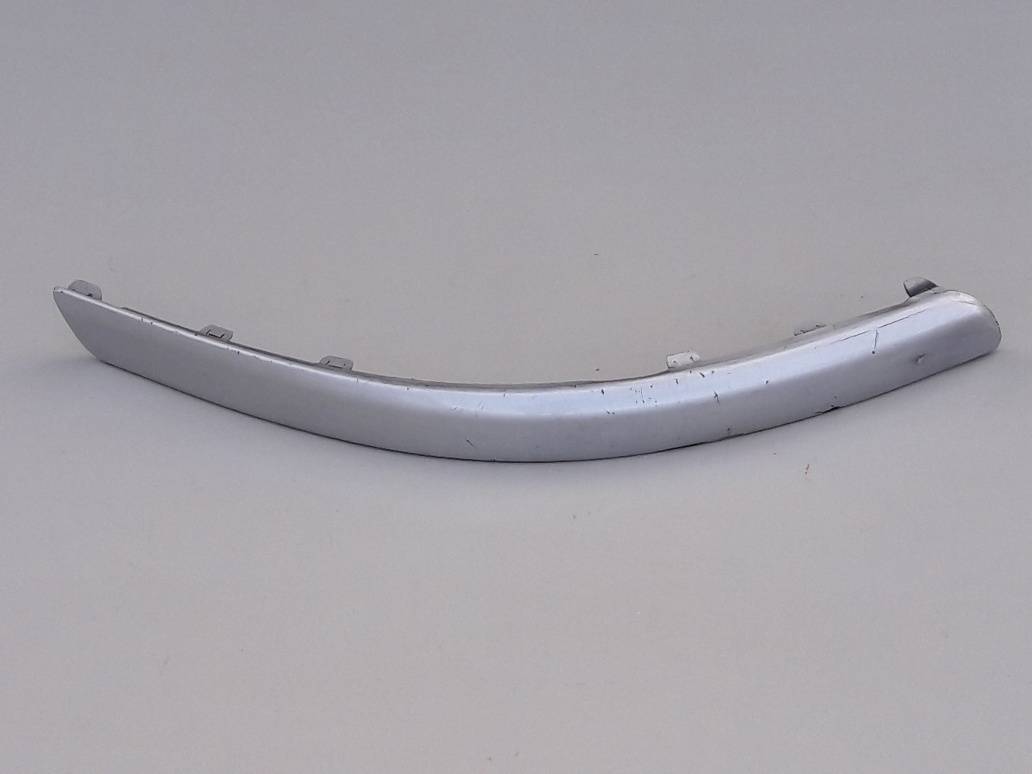 listwa-prawa-przod-w-zderzak-volvo-v70-lift-04-07-08693170-ed-car.pl