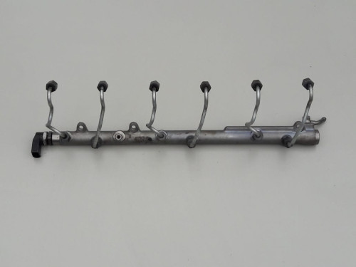 listwa-rurka-wtryskowa-bmw-5-e60-x5-e70-x6-e71-3-0-0281002497-ed-car.pl