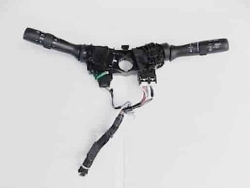 manetki-manetka-lewa-prawa-lexus-ct200h-ed-car.pl