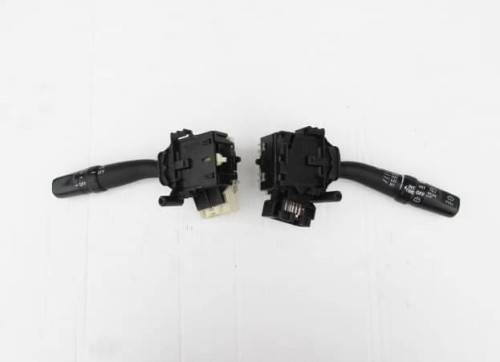 manetki-przelaczniki-toyota-avensis-t25-03-08-hb-ed-car.pl