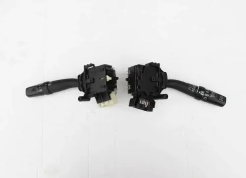 manetki-przelaczniki-toyota-avensis-t25-03-08-hb-ed-car.pl