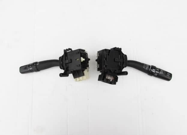 manetki-przelaczniki-toyota-avensis-t25-03-08-hb-ed-car.pl