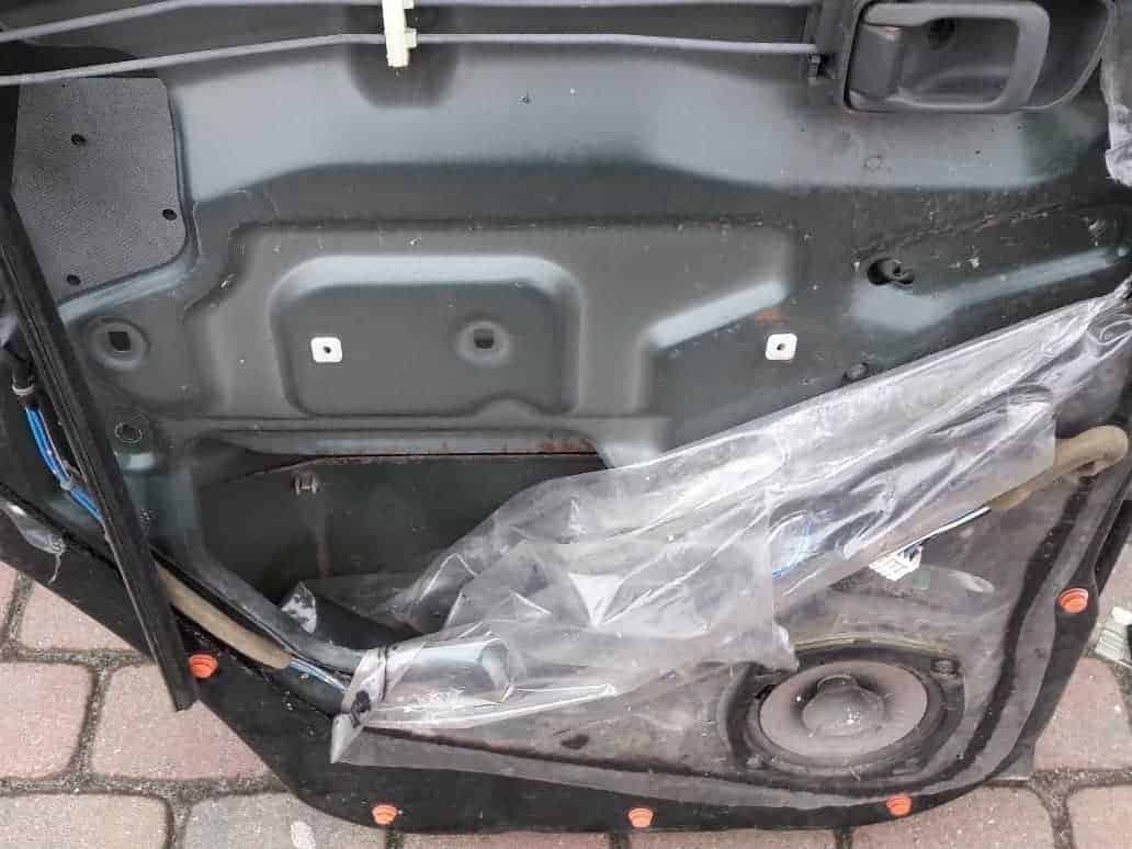 mechanizm-silniczek-drzwi-lewy-tyl-patrol-gr-y61-ed-car.pl