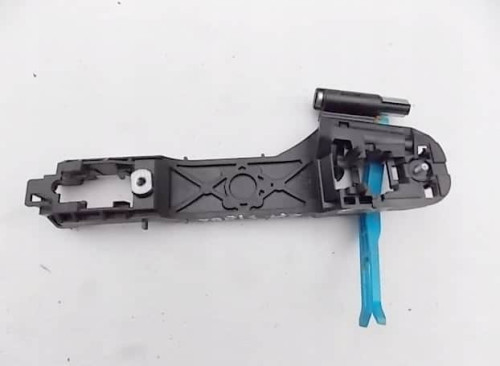 mocowanie-klamki-koszyczek-lewy-tyl-yaris-iii-12-ed-car.pl