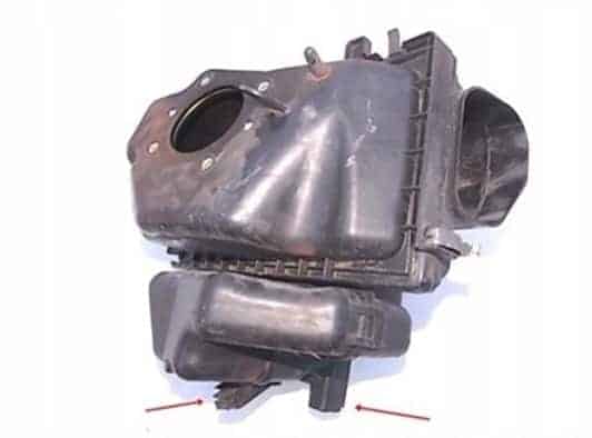 obudowa-filtra-powietrza-infiniti-g35-coupe-05-rok-ed-car.pl