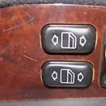 Panel podnoszenia szyby lewy przód S-klasa W220
