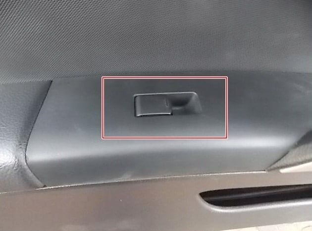 panel-podnoszenia-szyby-prawy-nissan-350z-03-08-ed-car.pl