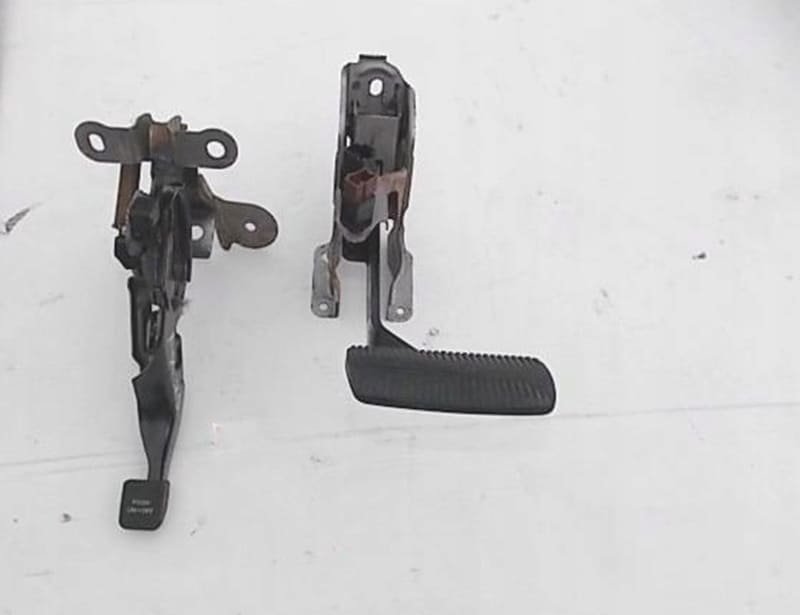 pedal-hamulca-hamulec-nozny-infiniti-fx35-fx45-s50-ed-car.pl