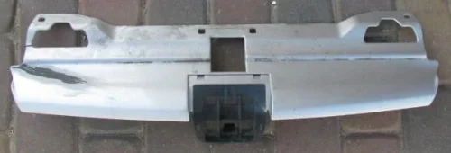 peugeot-406-atrapa-zderzaka-przod-95-99-9616258477-ed-car.pl