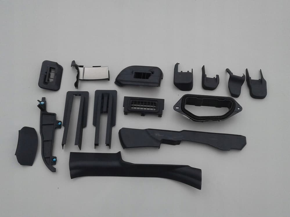 plastik-oslona-listwa-infiniti-g35-g37-sedan-08-ed-car.pl