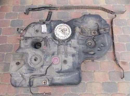 pompka-czujnik-paliwa-w-bak-lexus-rx300-04r-03-09-ed-car.pl