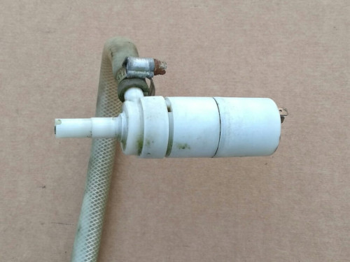 pompka-spryskiwaczy-nissan-terrano-ii-2-5td-94-ed-car.pl