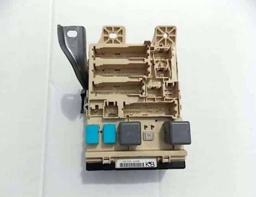 puszka-skrzynka-bezpiecznikow-lexus-rx300-03-08-ed-car.pl