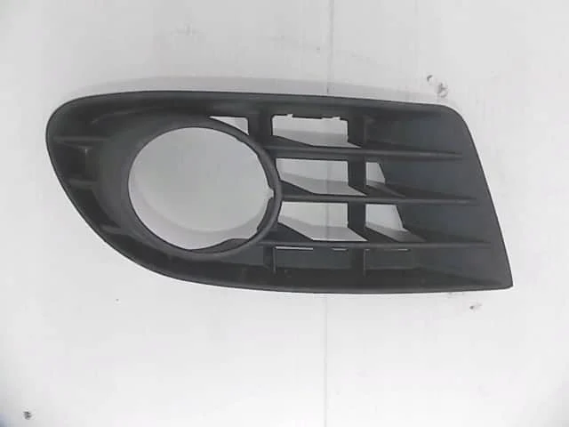 ramka-halgenu-prawa-przod-vw-golf-5-v-plus-04-5m0-ed-car.pl