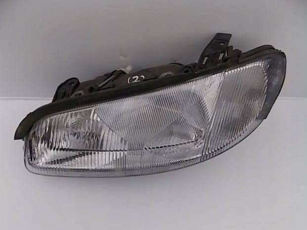 reflektor-lampa-lewa-opel-omega-b-uszkodzona-tyc-ed-car.pl