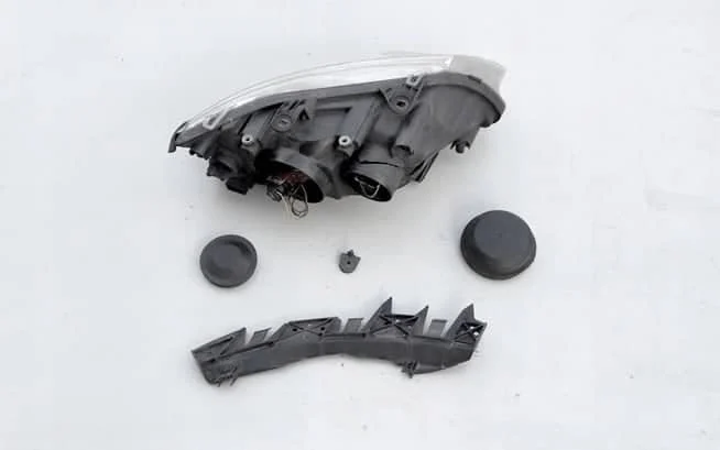 reflektor-lewy-lampa-lewa-zaslepka-saab-93-9-3-uk-ed-car.pl