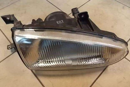 reflektor-prawy-lampa-prawa-hyundai-lantra-93-96-ed-car.pl