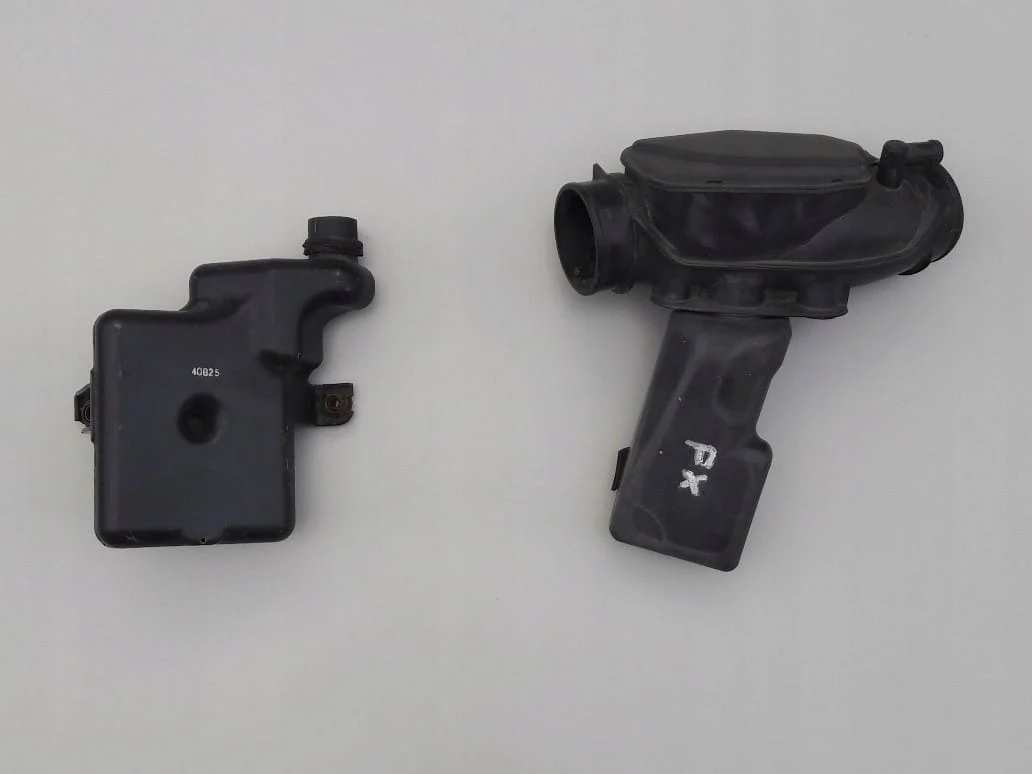 rezonator-rura-dolot-powietrza-infiniti-fx35-fx45-ed-car.pl