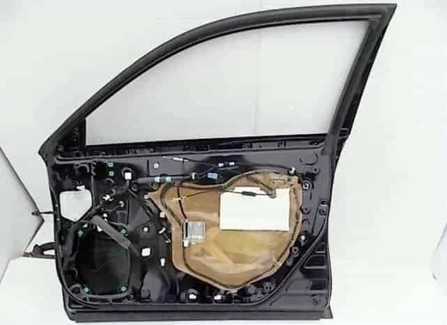 silniczek-mechanizm-szyby-prawy-przod-lexus-ct200h-ed-car.pl