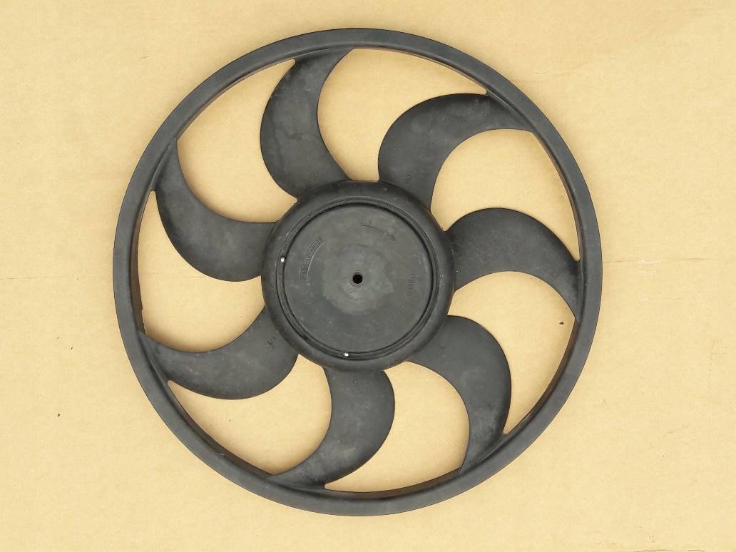 smiglo-wentylator-chrysler-cruiser-pt-4569631-uszk-4569631-ed-car.pl