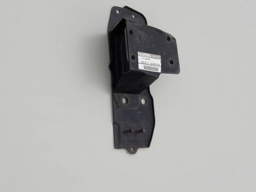 strefa-zgniotu-lewa-przod-odboj-infiniti-fx35-fx45-62211-cg000-ed-car.pl