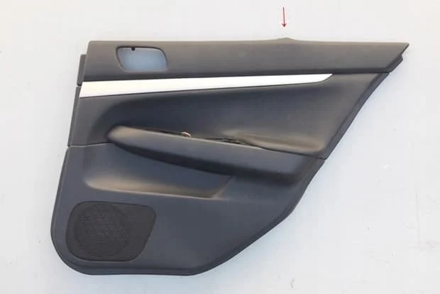 tapicerka-prawa-tyl-drzwi-infiniti-g35-g37-sedan-ed-car.pl