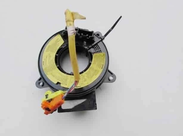 tasma-zwijak-kierownicy-mazda-6-gg-gy-02-08-ed-car.pl