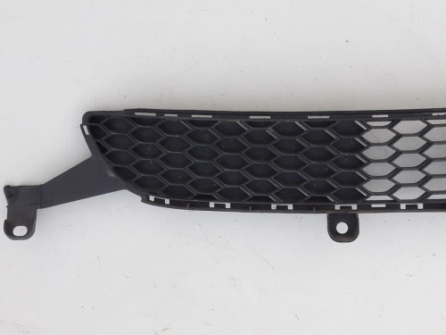 toyota-aygo-i-lift-kratka-zderzaka-przod-09-12-32-002-01-160-541-20-320020116054120-53112-0h040-ed-car.pl