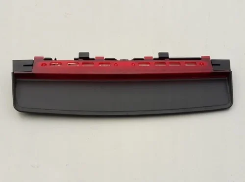 trzecie-swiatlo-stop-stopu-bmw-7-f01-f02-f04-2da-2da009982-00-ed-car.pl