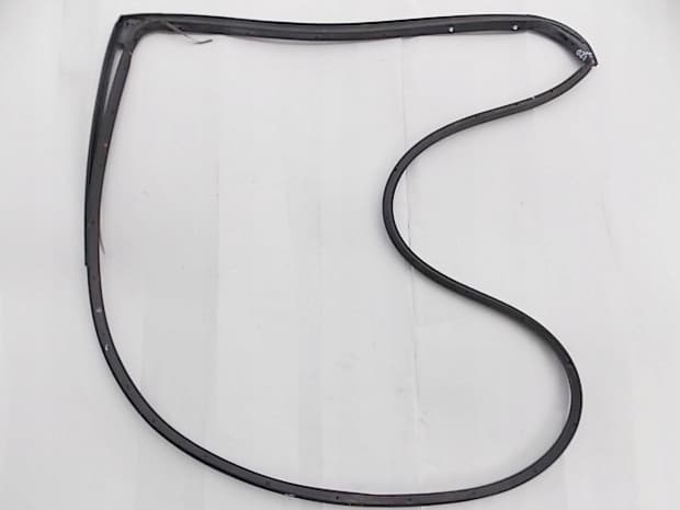 uszczelka-drzwi-lewa-tyl-tylna-hyundai-i20-5d-11-ed-car.pl