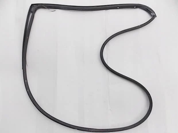 uszczelka-drzwi-lewa-tyl-tylna-hyundai-i20-5d-11-ed-car.pl