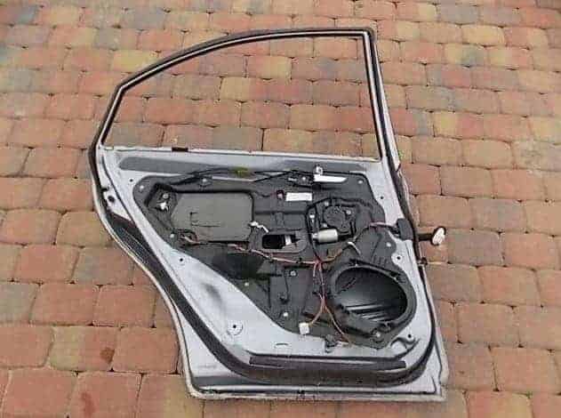 uszczelka-drzwi-lewy-tyl-lewa-mazda-6-gg-hb-02-08-ed-car.pl