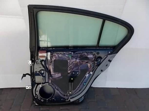 uszczelka-drzwi-prawa-tyl-lexus-gs300-gs450h-05-12-ed-car.pl