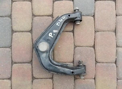 wahacz-gorny-prawy-przod-przedni-navara-d40-2-5-ed-car.pl