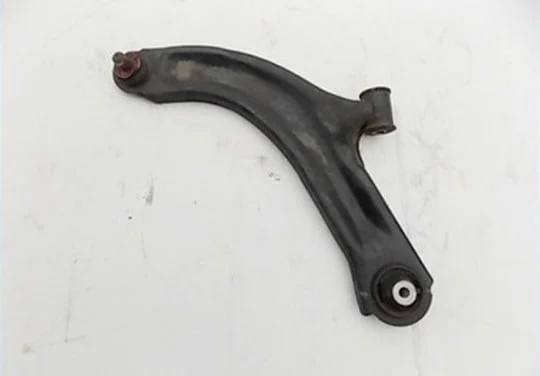 wahacz-lewy-przod-przedni-nissan-note-i-05-12-ed-car.pl