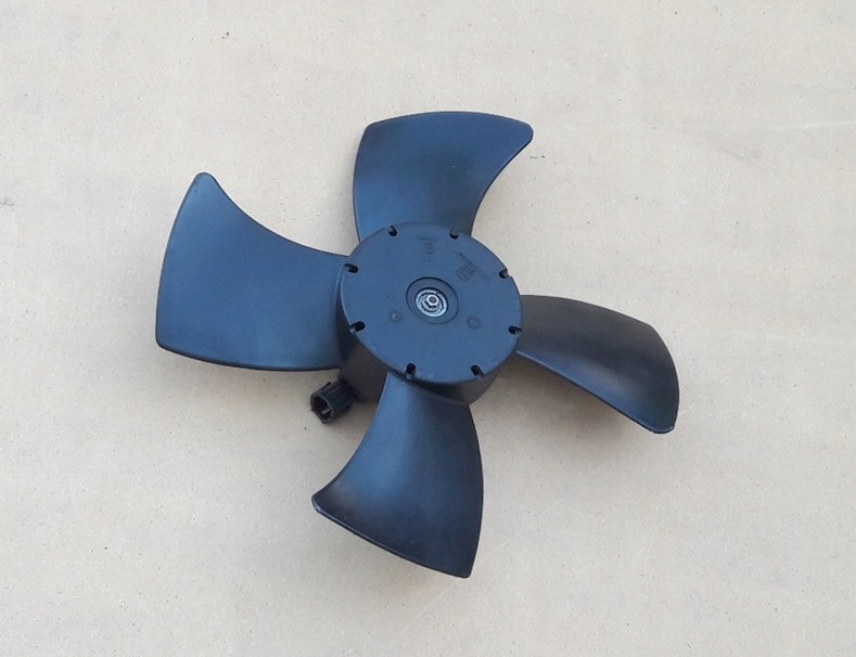 wentylator-silniczek-infiniti-g35-nissan-350z-04a00001-120-m3x21-ed-car.pl