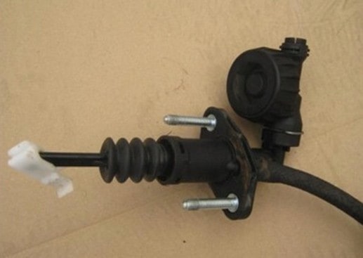 wysprzeglik-pompka-sprzegla-saab-9-3-93-03-11-ed-car.pl