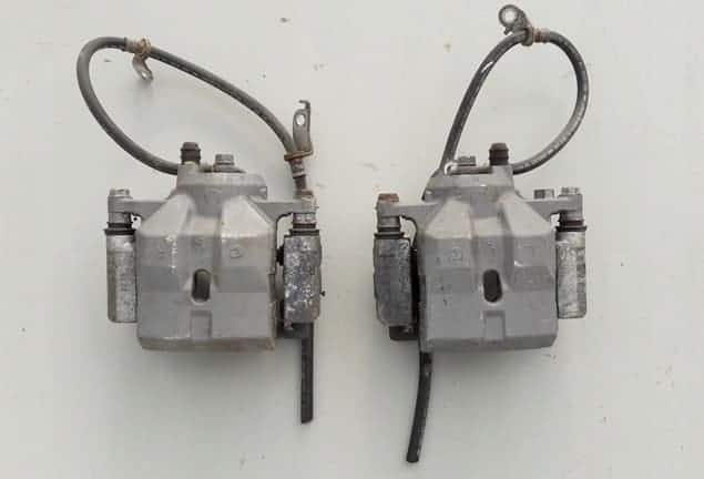 zacisk-hamulcowy-przod-prawy-lub-lewy-lexus-ct200h-ed-car.pl