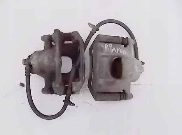 zacisk-prawy-lewy-przod-toyota-aygo-i-1-0-05-13-ed-car.pl