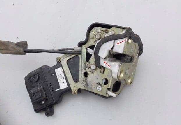 zamek-drzwi-prawy-tyl-tylny-mazda-6-gg-kombi-03-08-ed-car.pl