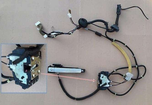 zamek-z-drzwi-prawy-infiniti-g35-coupe-05-uk-ed-car.pl